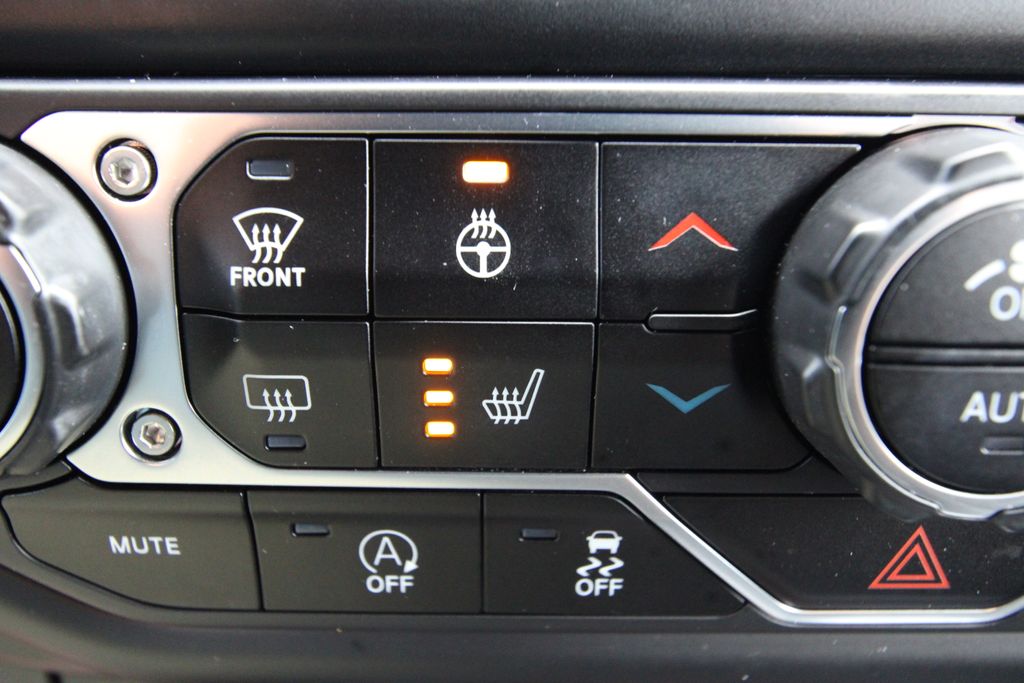 Used 2021 Jeep Wrangler SUV