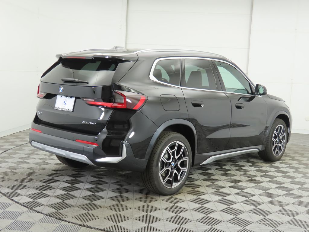 Thumbnail: 2025 BMW X1 - 5