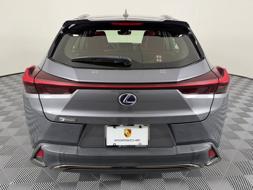 Thumbnail: 2021 Lexus UX - 13