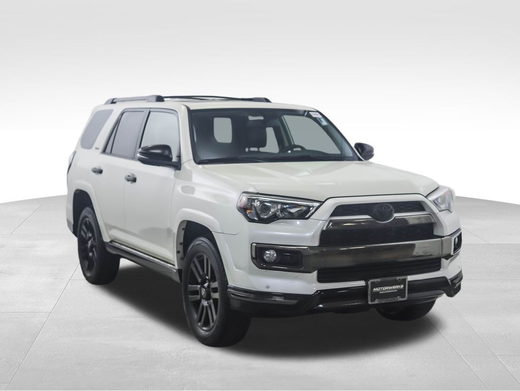 Thumbnail: 2019 Toyota 4Runner - 7