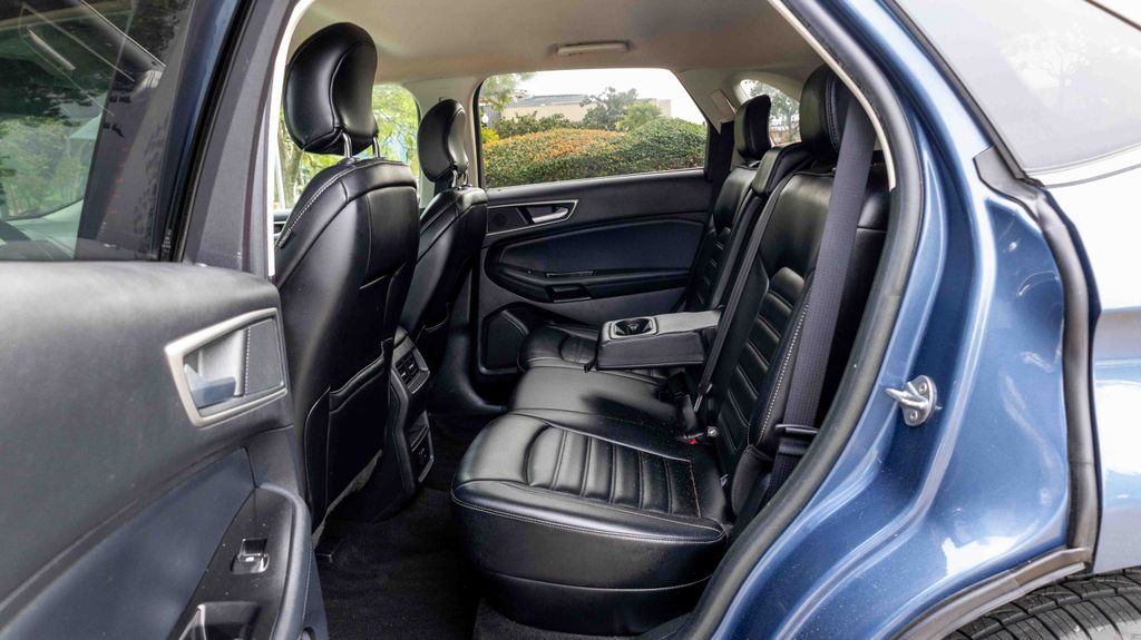 Used 2019 Ford Edge SEL 4D Sport Utility