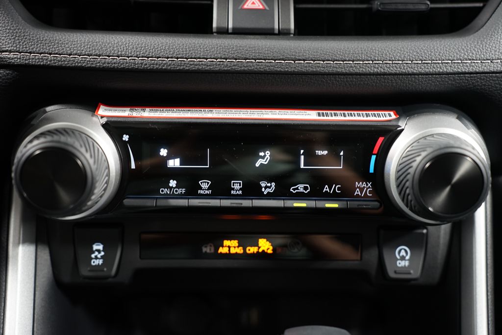 2025 Toyota RAV4 LE 20