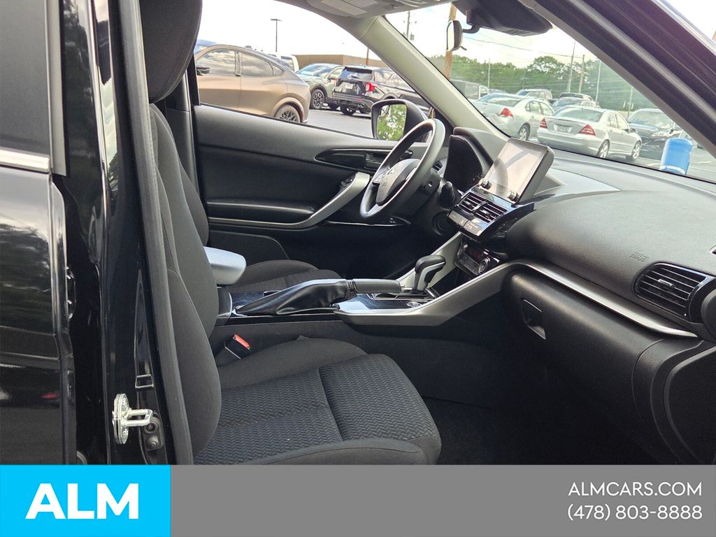 Used 2024 Gray Mitsubishi LE image 19