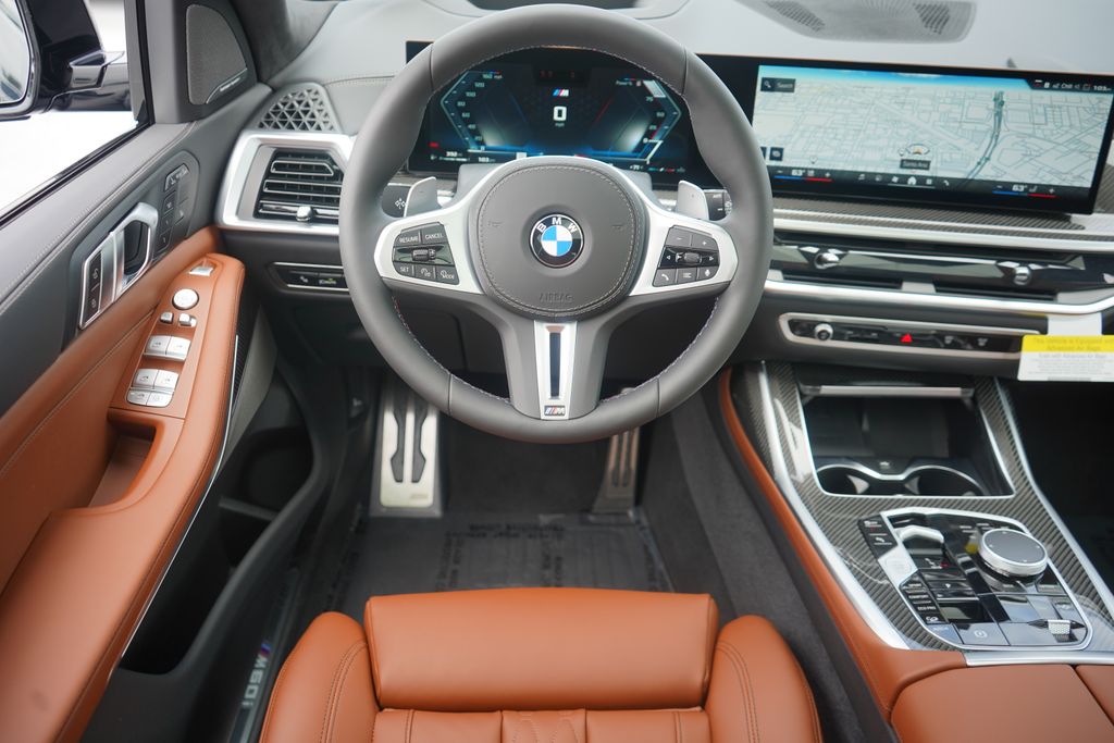 2025 BMW X7 M60i 15