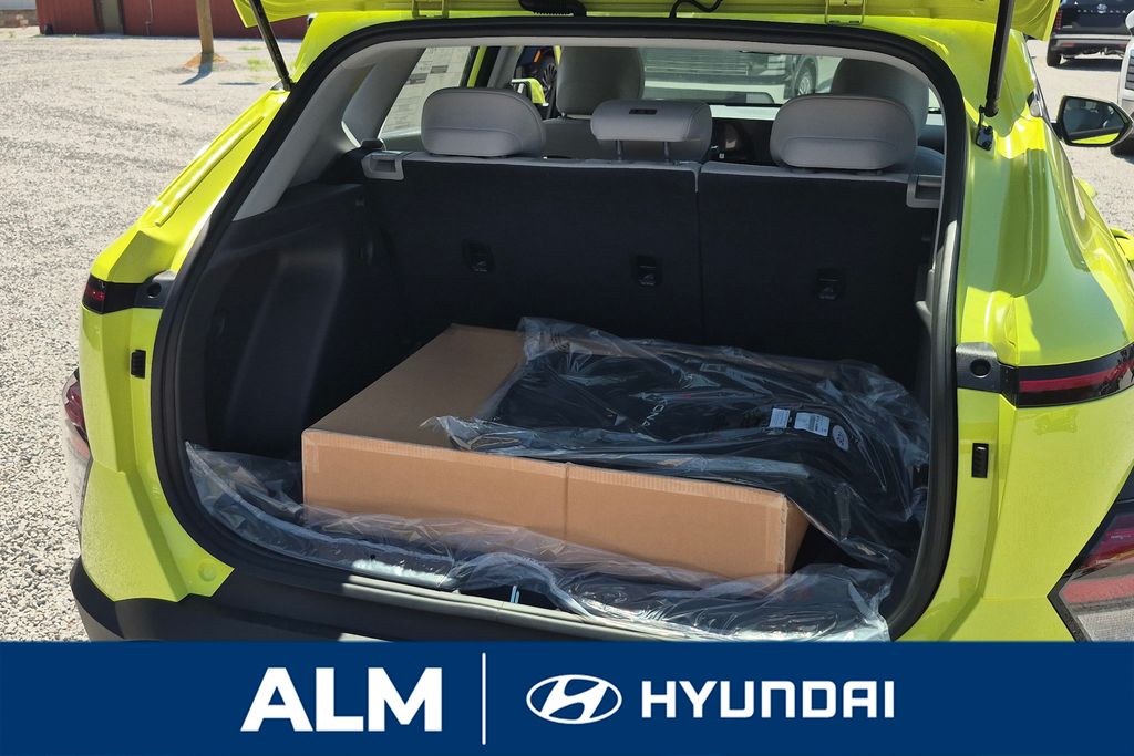 New 2027  Hyundai SE image 7