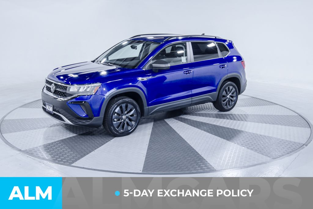 2022 Volkswagen Taos S photo 3