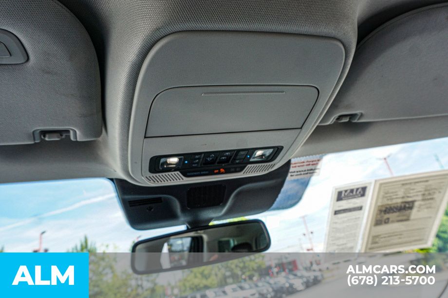Used 2025 Black Ford Platinum image 36