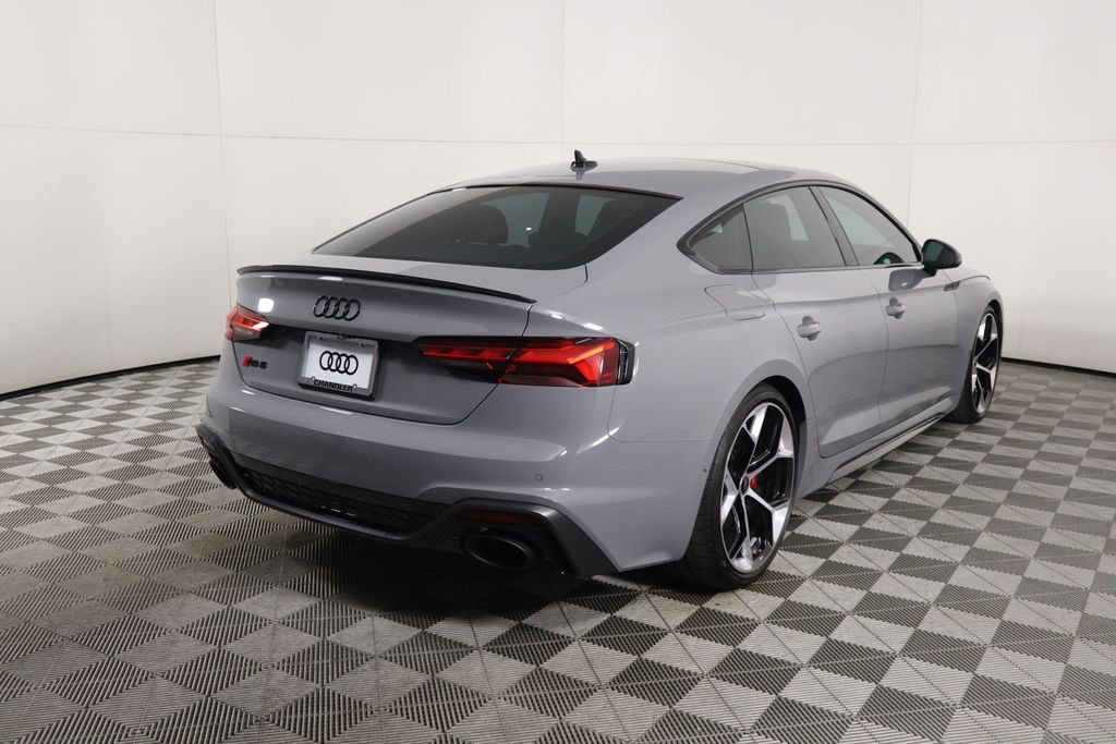 2025 Audi RS 5  5