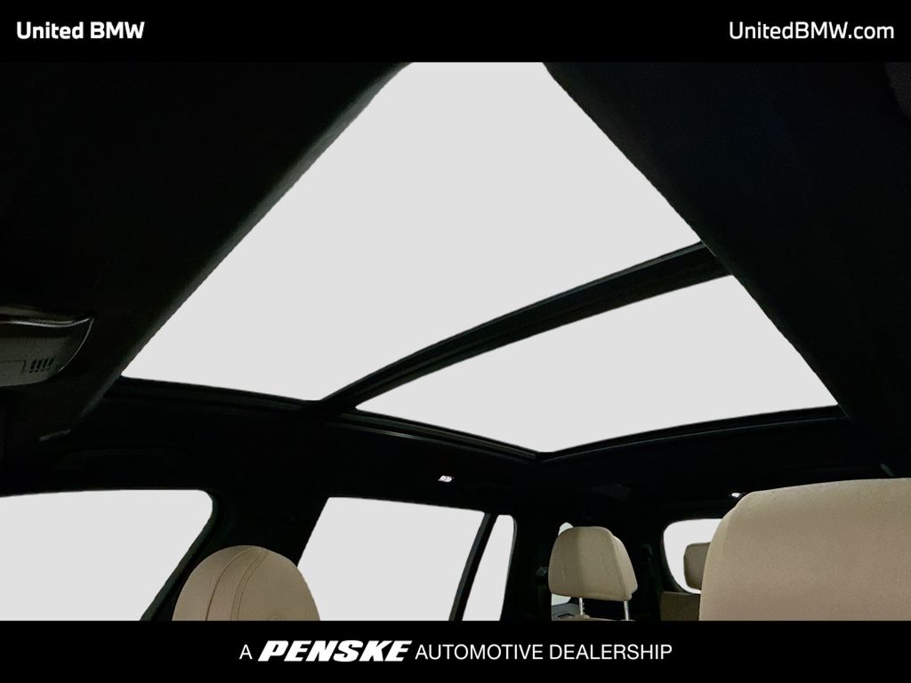 Thumbnail: 2021 BMW X7 - 12