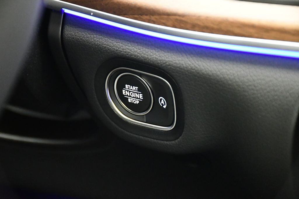 Thumbnail: 2026 Mercedes-Benz GLE - 26