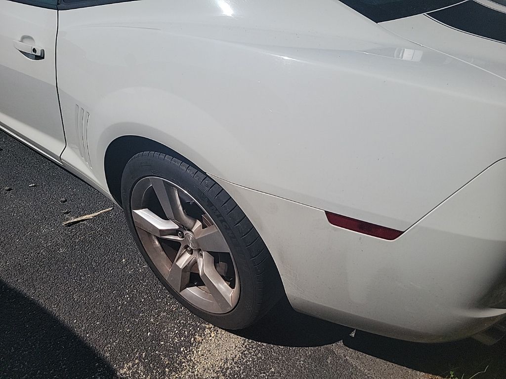 Used 2010 White Chevrolet SS image 12