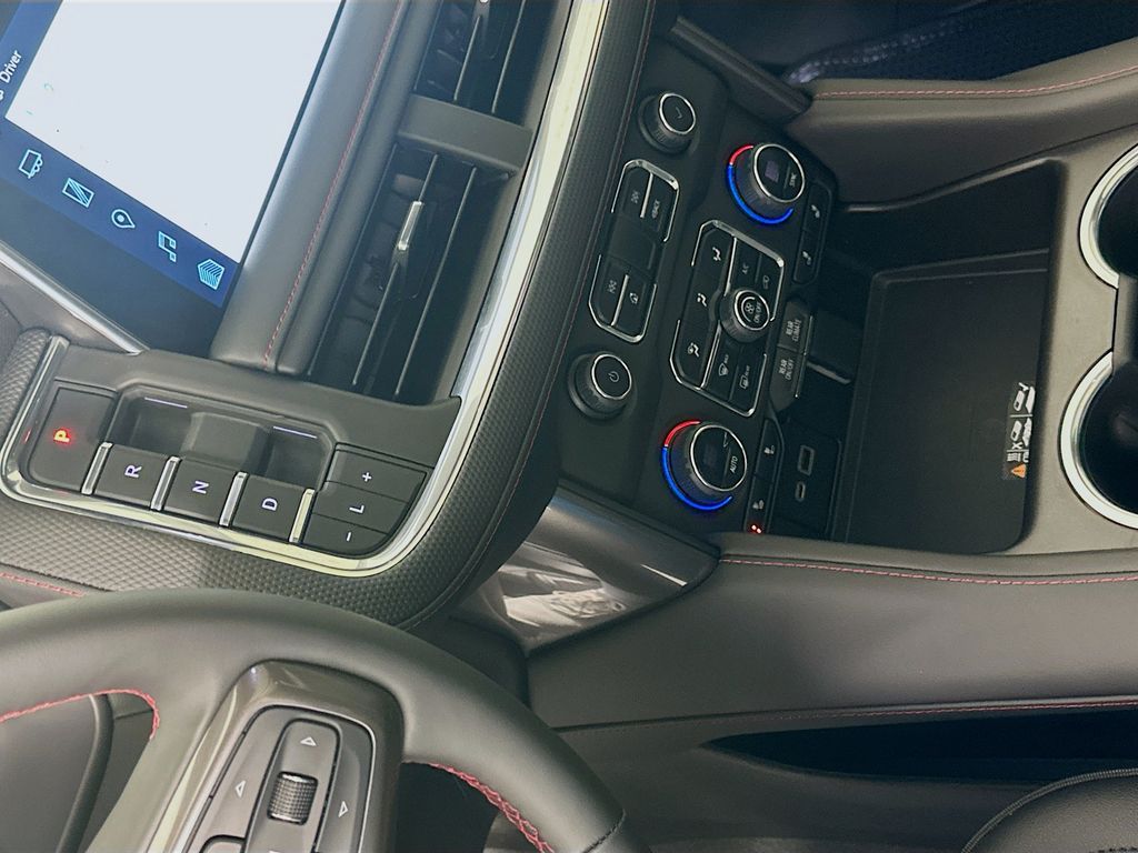 Thumbnail: 2023 Chevrolet Tahoe - 16