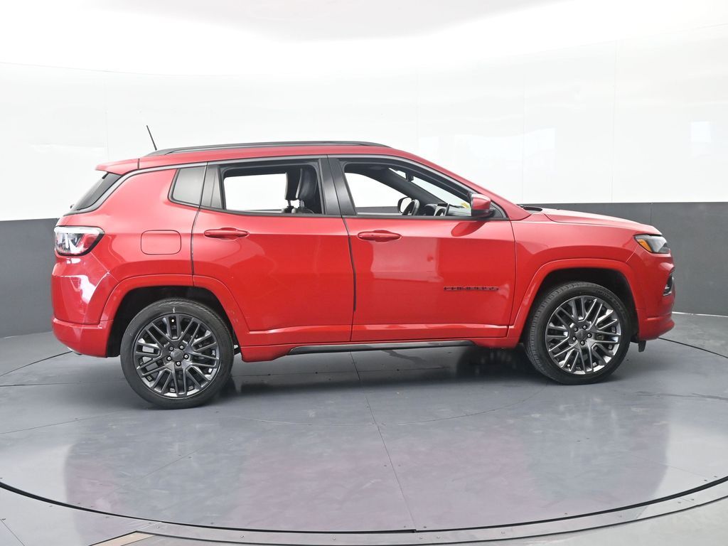 Used 2022 Redline Pearlcoat Jeep High Altitude image 7