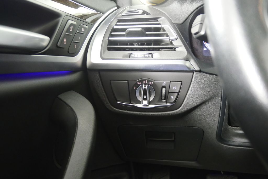 Thumbnail: 2023 BMW X3 - 17
