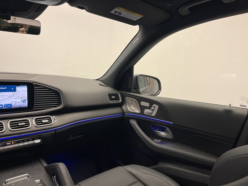 Thumbnail: 2025 Mercedes-Benz GLE - 26