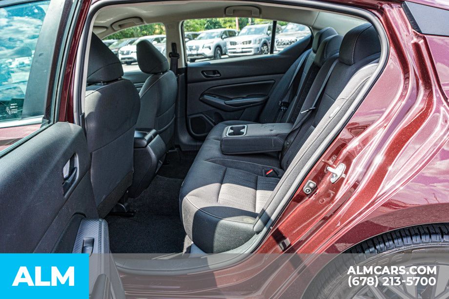 Used 2024 Red Nissan 2.5 SV image 20