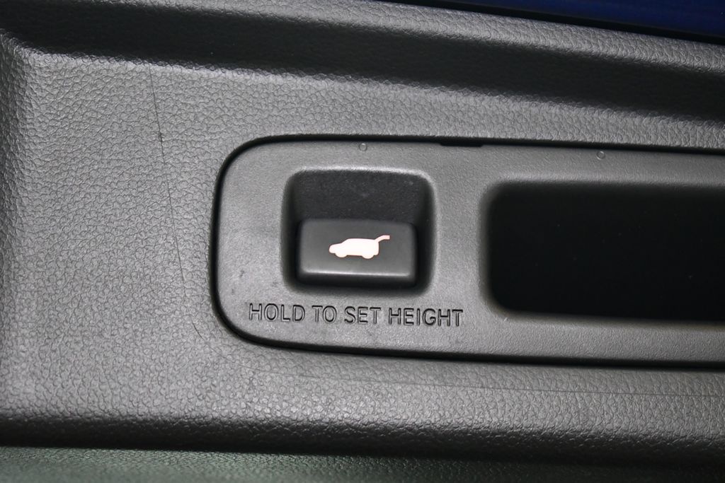 Thumbnail: 2023 Honda CR-V - 6