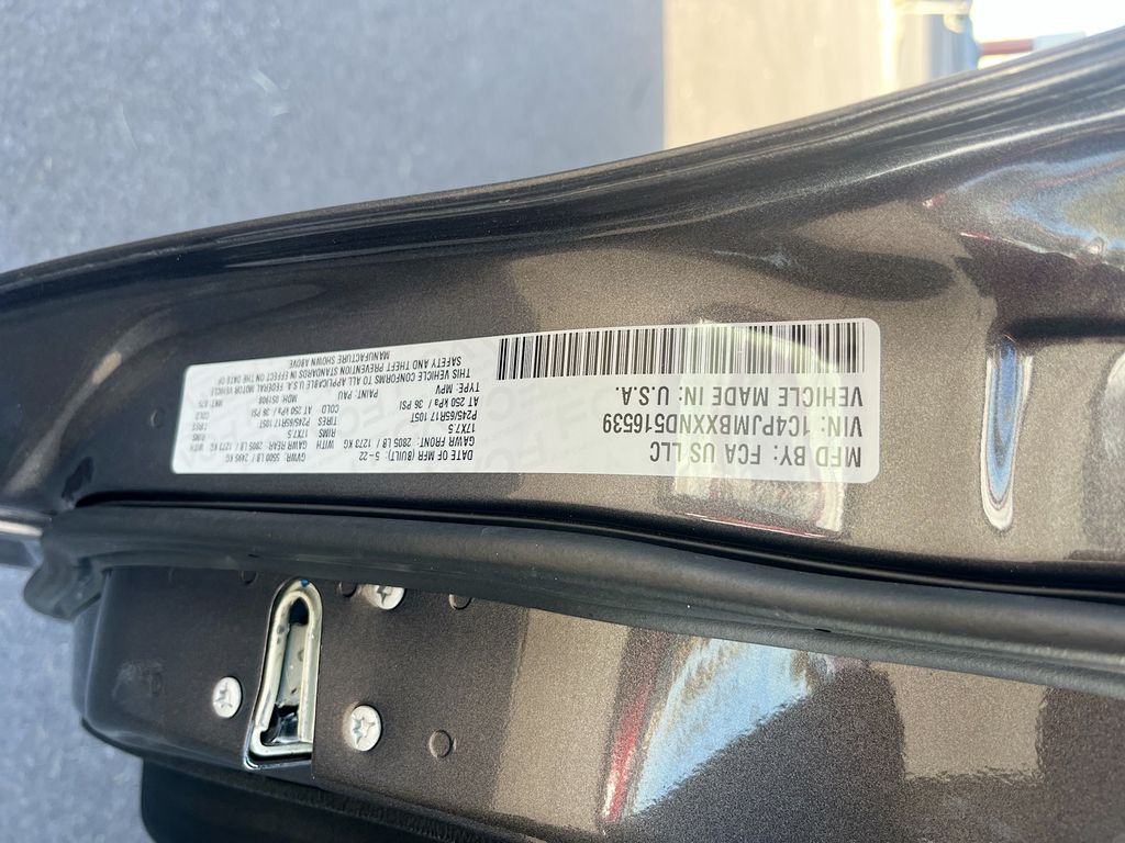 Used 2022 Gray Jeep Trailhawk image 30