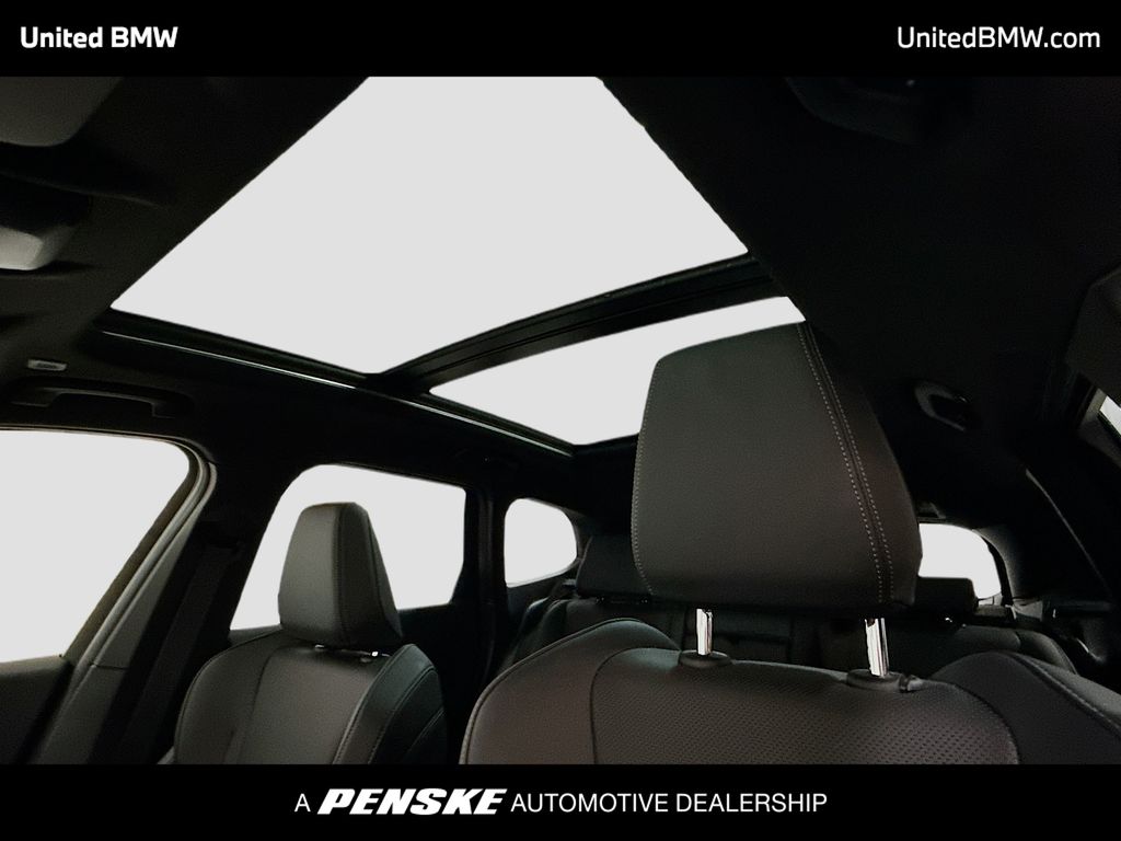 Thumbnail: 2025 BMW X1 - 11