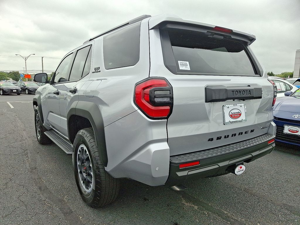 Thumbnail: 2025 Toyota 4Runner - 4
