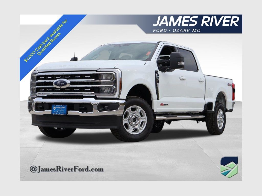 Oxford White 2026 Ford F-250 Super Duty Pickup Truck Four-Wheel Drive Automatic
