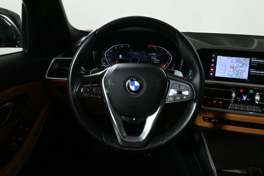 2022 BMW 3 Series 330i xDrive 18