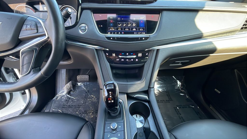 used 2023 Cadillac XT5 car, priced at $34,500