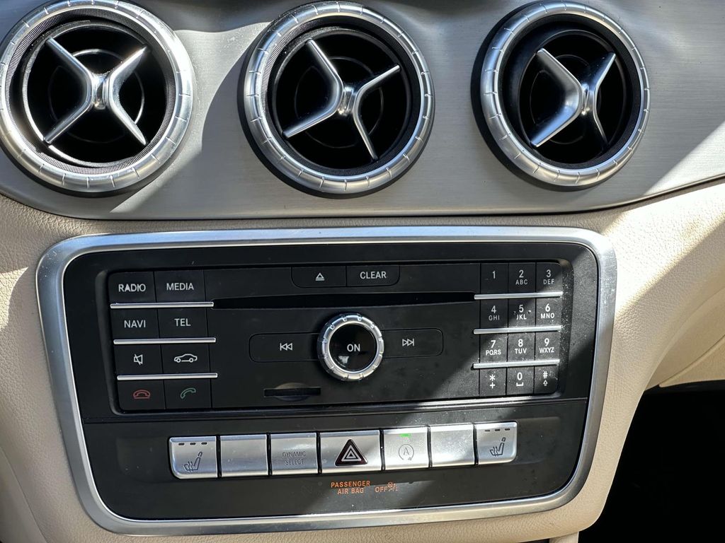 2019 Mercedes-Benz CLA 250 12