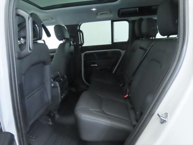 Thumbnail: 2026 Land Rover Defender - 22
