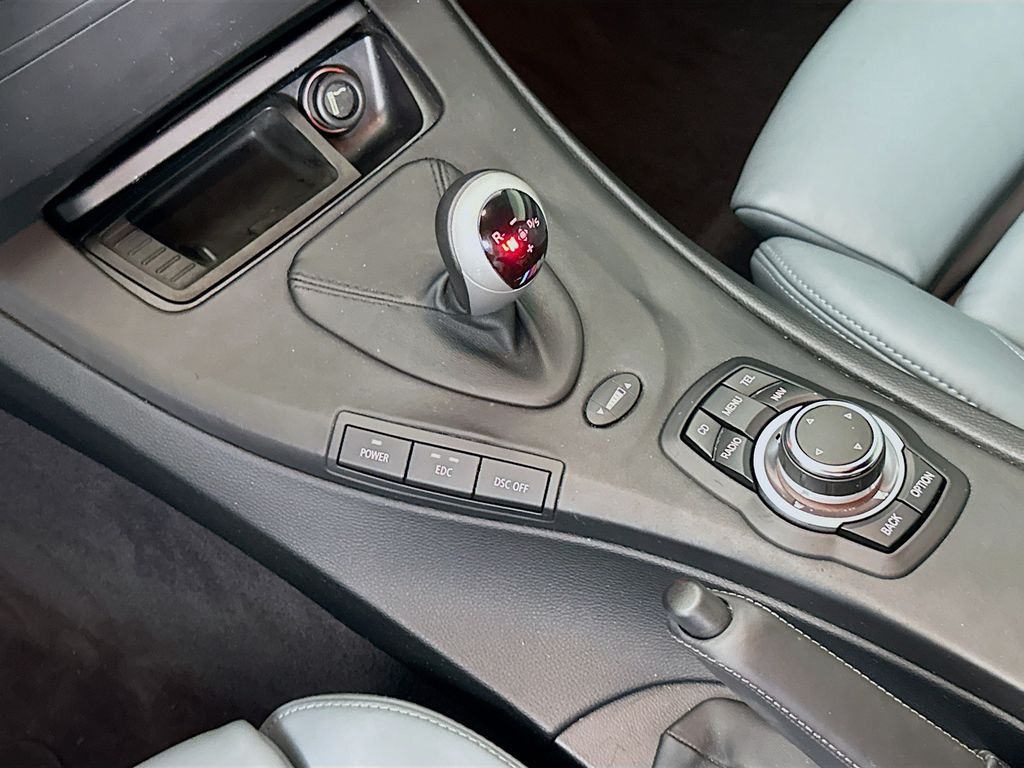 Thumbnail: 2011 BMW M3 - 16