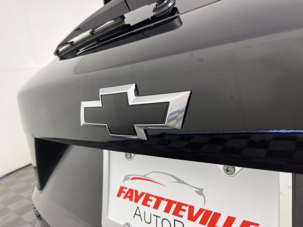 Thumbnail: 2025 Chevrolet Trax - 17