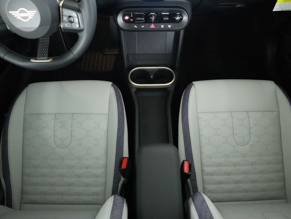 Thumbnail: 2026 MINI Cooper - 13