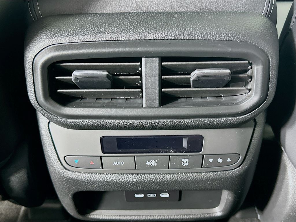 Thumbnail: 2025 Honda Pilot - 17