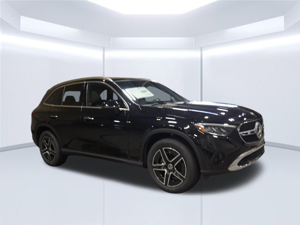 Thumbnail: 2026 Mercedes-Benz GLC - 7