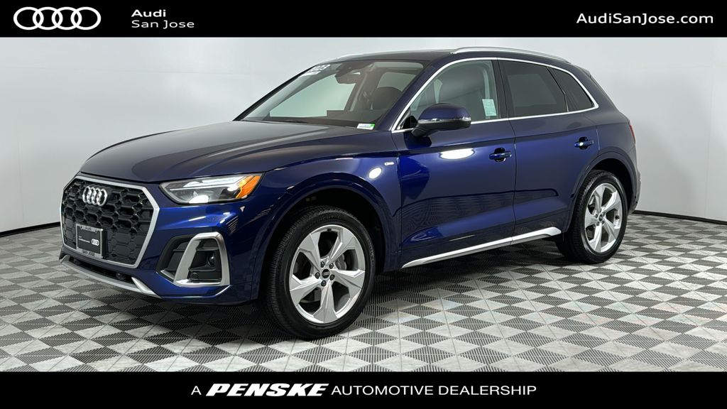 2023 Audi Q5 e Premium Hero Image