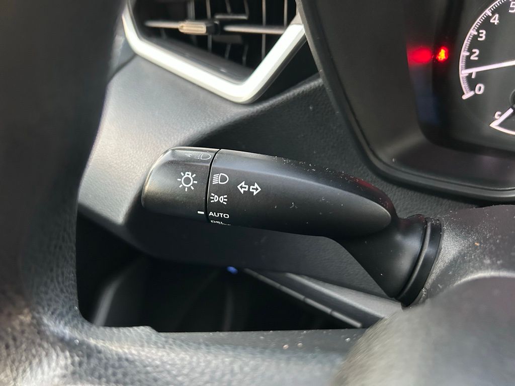 Thumbnail: 2021 Toyota Corolla - 21