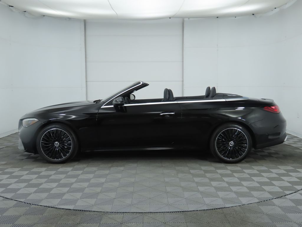 2025 Mercedes-Benz CLE 300 8