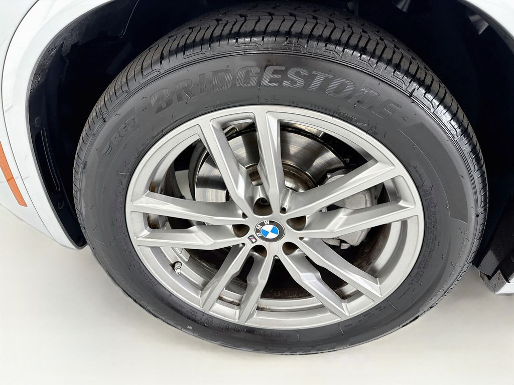 Thumbnail: 2021 BMW X4 - 29