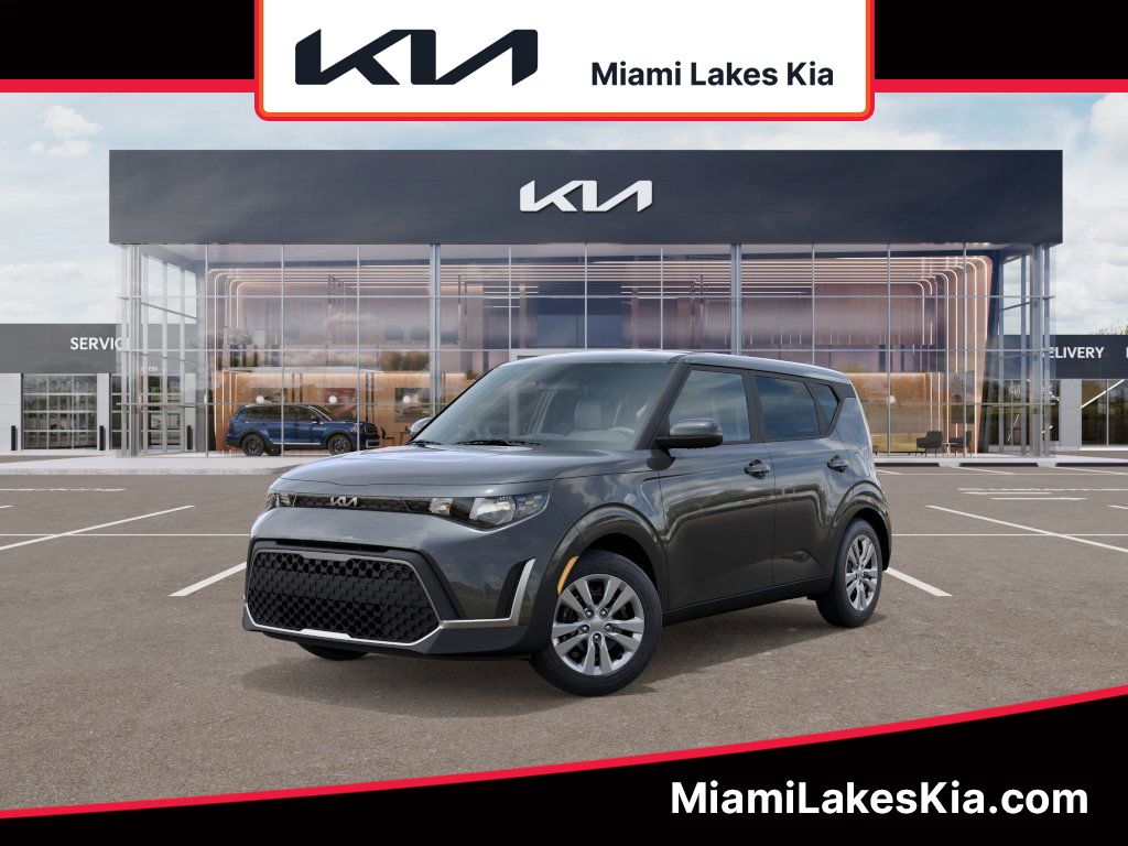 2025 Kia Soul LX's photo