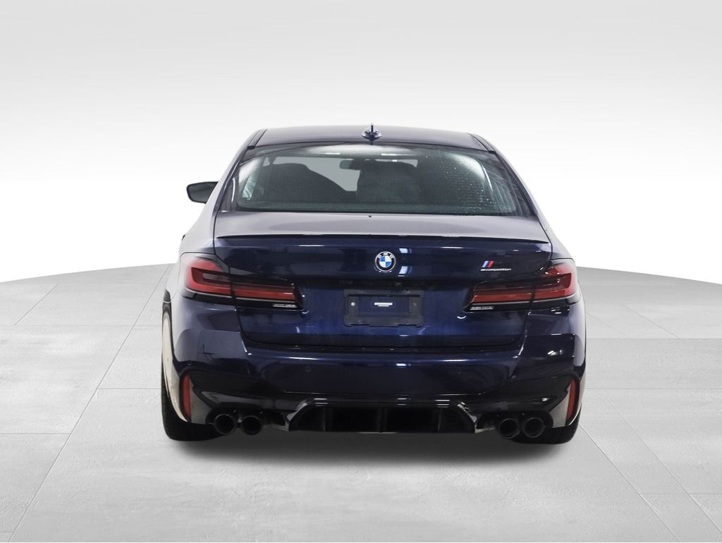 Thumbnail: 2022 BMW M5 - 4