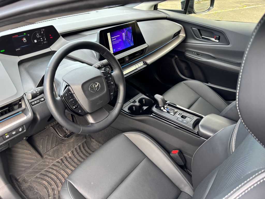 Thumbnail: 2025 Toyota Prius - 9