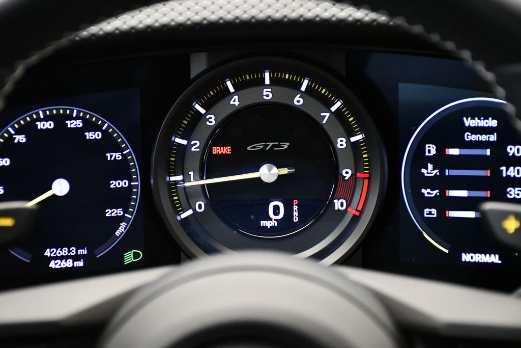 Thumbnail: 2024 Porsche 911 - 29