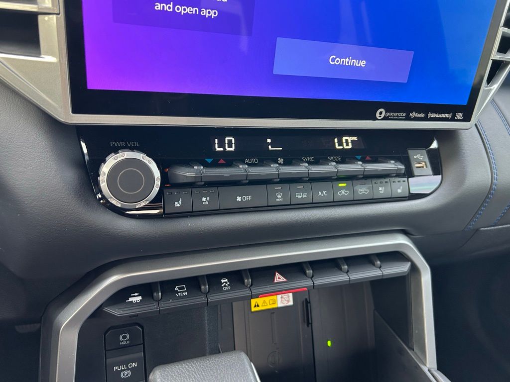 2023 Toyota Tundra Platinum 26