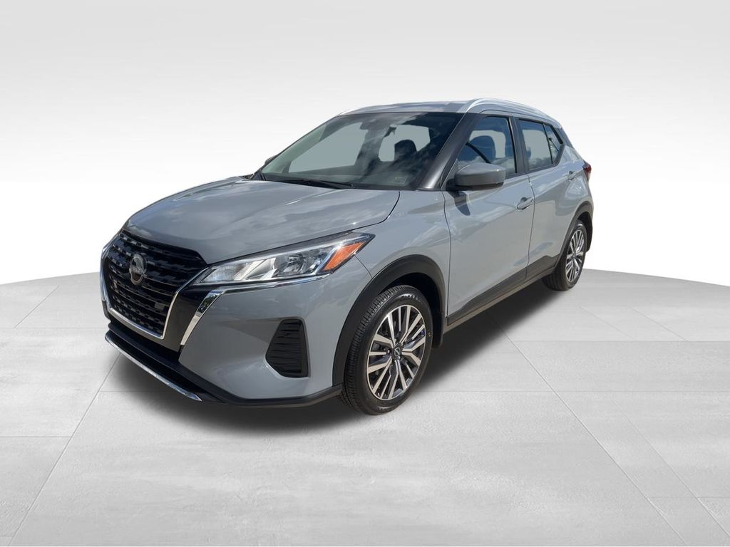 2024 Boulder Gray Pearl Nissan Kicks SV FWD SUV