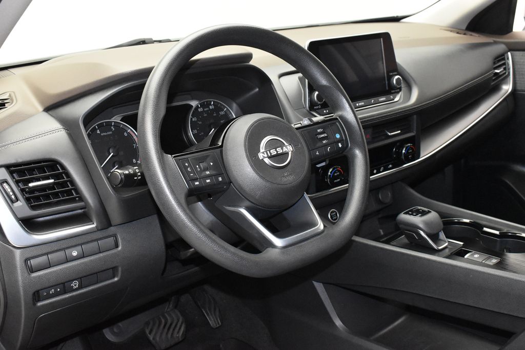 Thumbnail: 2023 Nissan Rogue - 15