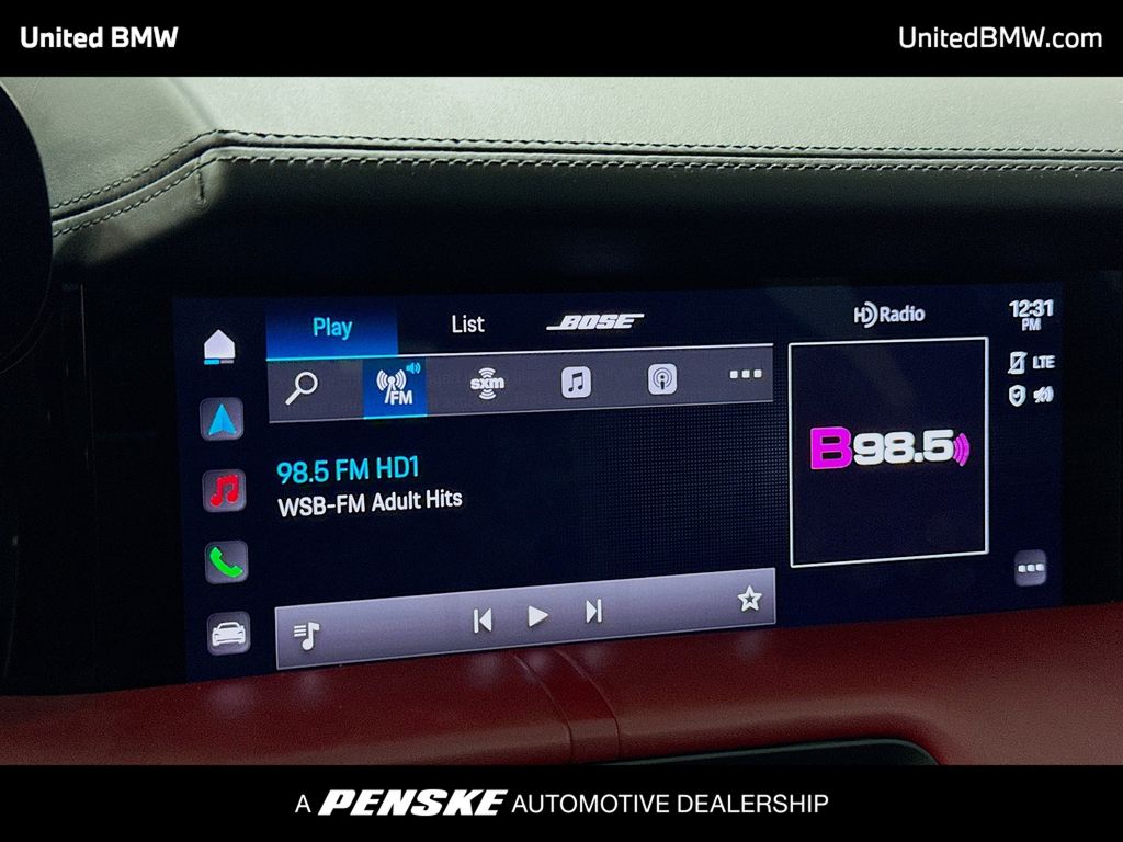 Thumbnail: 2022 Porsche Taycan - 8