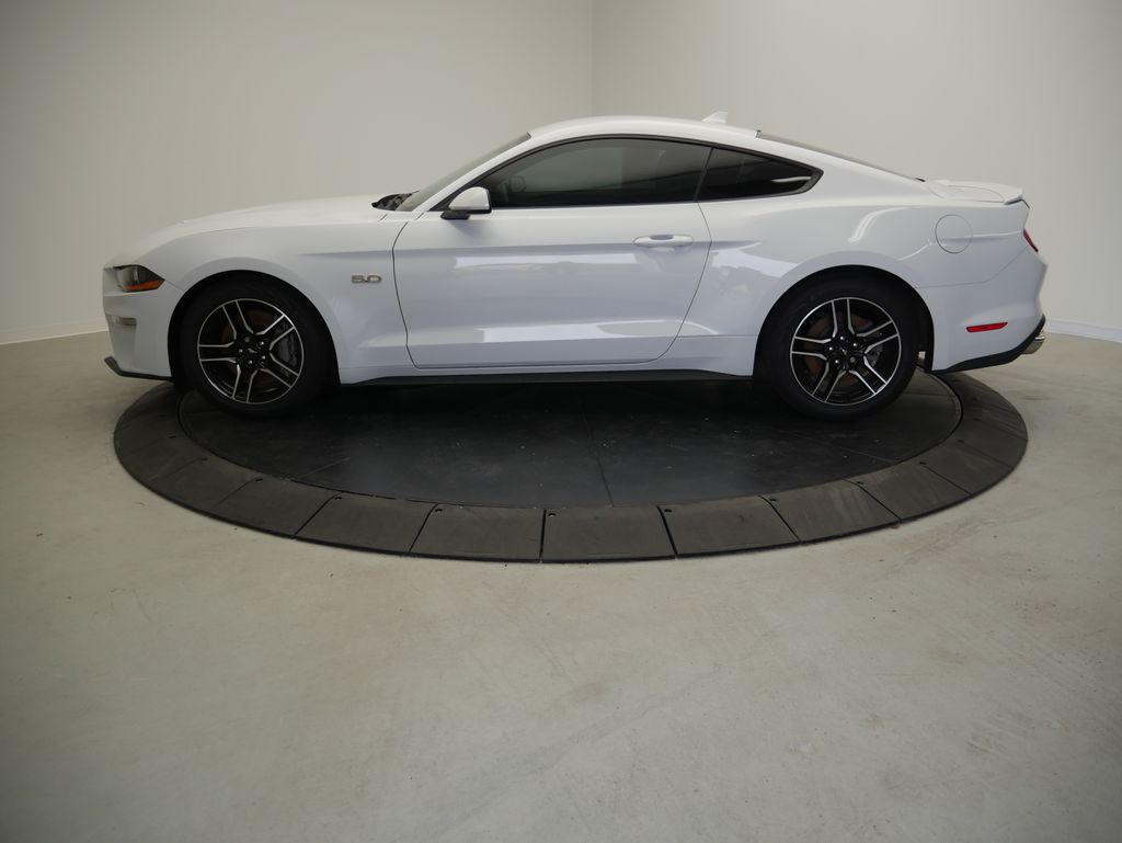 Thumbnail: 2022 Ford Mustang - 2