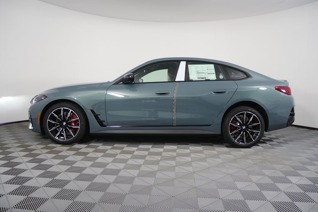 Thumbnail: 2025 BMW i4 - 6
