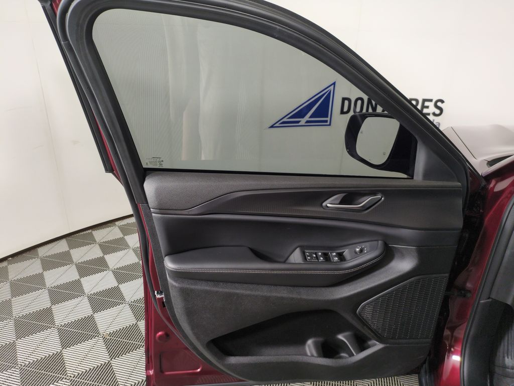 Used 2023 Jeep Grand Cherokee For Sale in Fort Wayne, IN