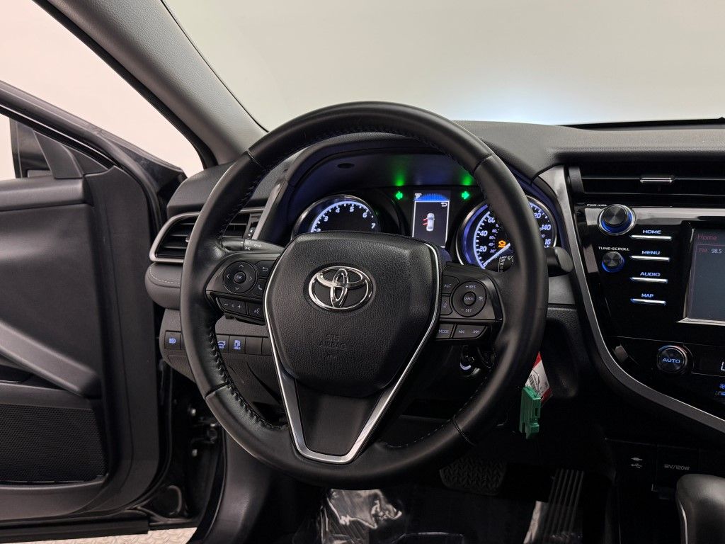 2019 Toyota Camry SE 25